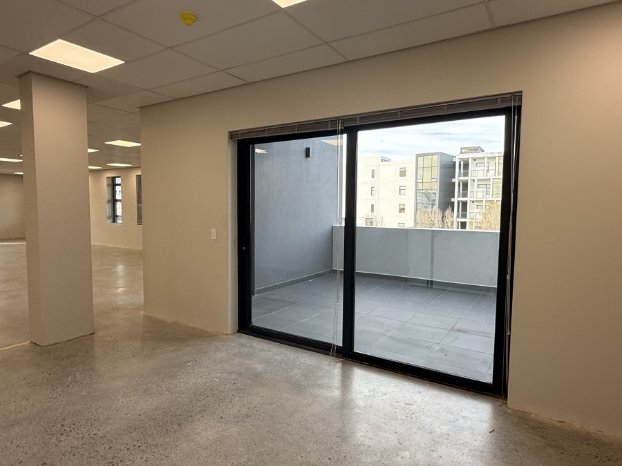 To Let Commercial Property for Rent in Paardevlei Western Cape